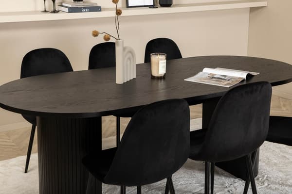BiancaBL matgrupp matbord svart och 6 Polar matstola velour svart.