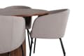 Miniatyrbilde 3 av 6: BiancaROWA spisegruppe spisebord eik finer og 4 Berit spisestuestoler beige.