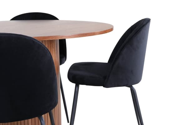 BiancaROWA spisegruppe spisebord eik finer og 4 Wrinkles spisestuestoler velour svart.