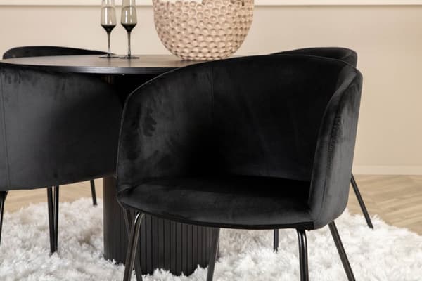 BiancaROBL spisegruppe spisebord svart og 4 Berit spisestuestoler velour svart.