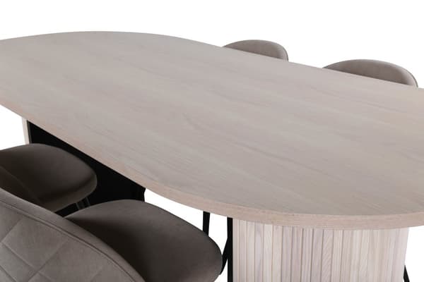 BiancaWW matgrupp matbord ekträd faner vit washed och 4 Velvet Stitches matstola beige.