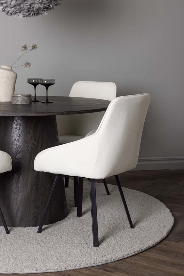 Lanzo spisegrupper bord mocca og 4 Rosie stoler beige.