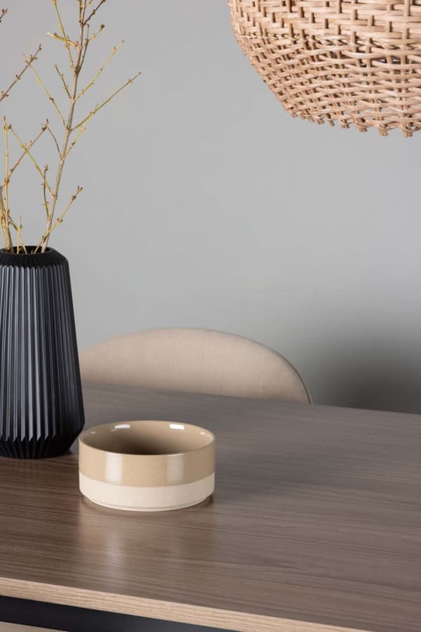 Tempe spisegrupper bord valnøtt dekor og 4 Velvet stoler beige.