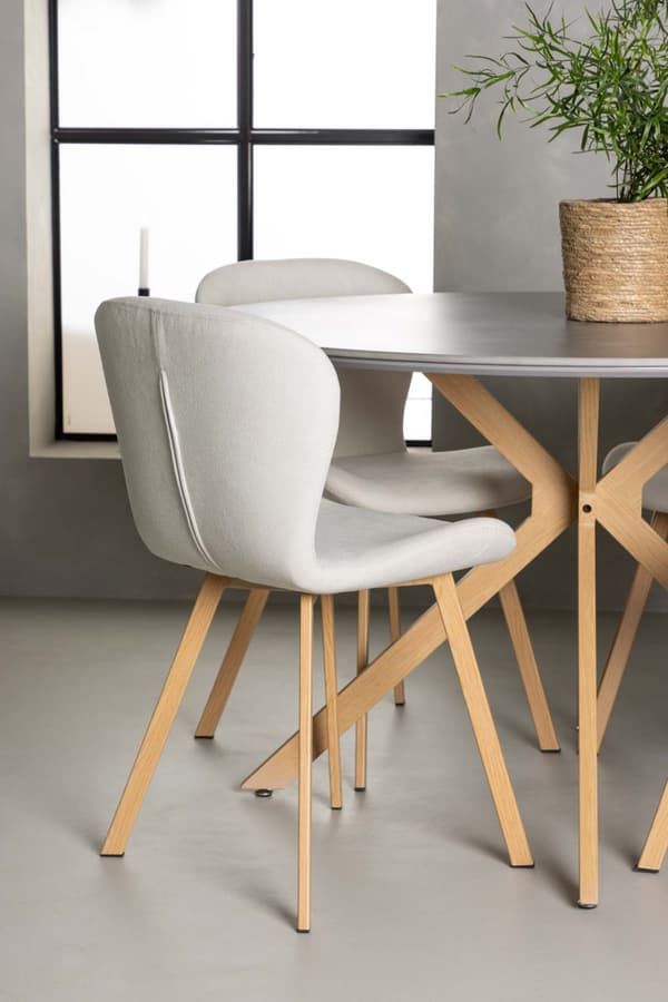 Piazza spisebordssæt bord grå og 4 Lilja stole beige.