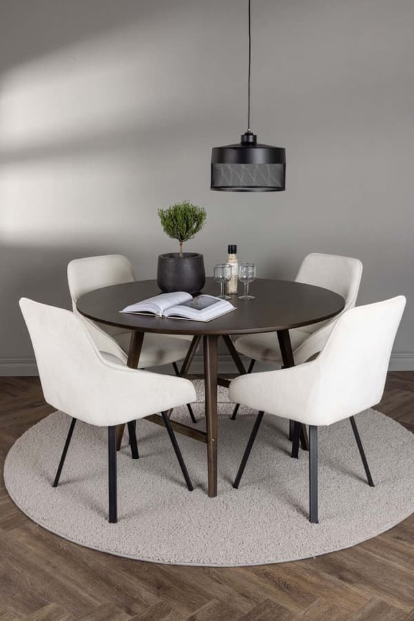 Kaseindon spisegrupper bord brun og 4 Rosie stoler beige.