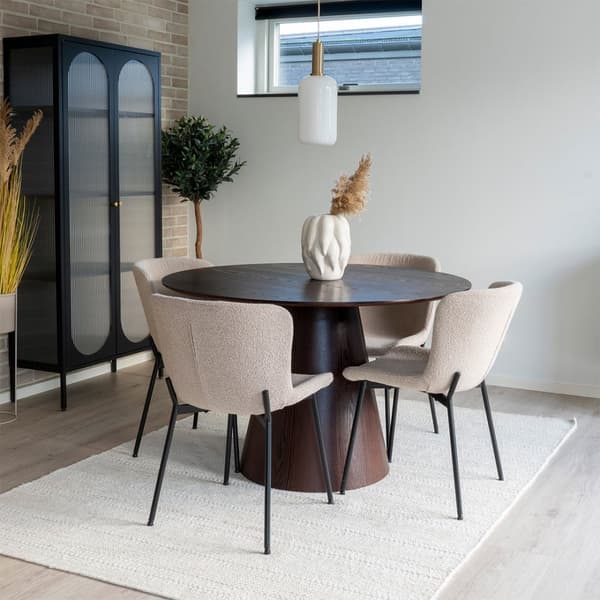 Bolton matgrupp matbord Ø120cm mörkbrun och 4 Maceda stol beige.