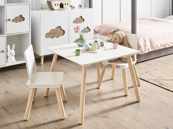 Sitttgrupp Barn 2 Stolar och Bord Vit och Ljust Trä MDF Furu Snyggt Barnrum