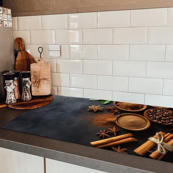 KitchenYeah Induktionsskydd - Skyddsmatta Spishäll - Induktionshäll Täckmatta - Dekoration Kökstillbehör