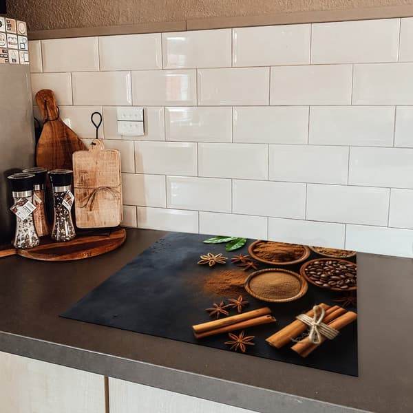 KitchenYeah Induktionsskydd - Skyddsmatta Spishäll - Induktionshäll Täckmatta - Dekoration Kökstillbehör
