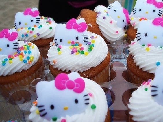 Hello Kitty Silikonform Pralinform Chokladform Bakform