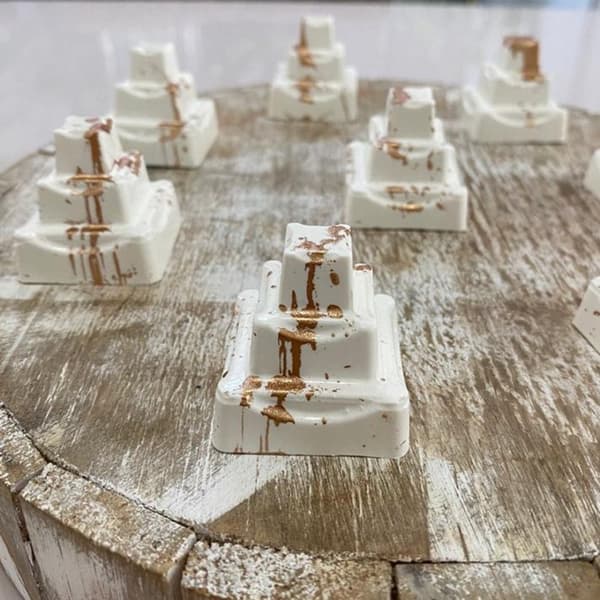 Pralinform Pyramid Chokladform - BWB 9797 - Special 3 Part Mold