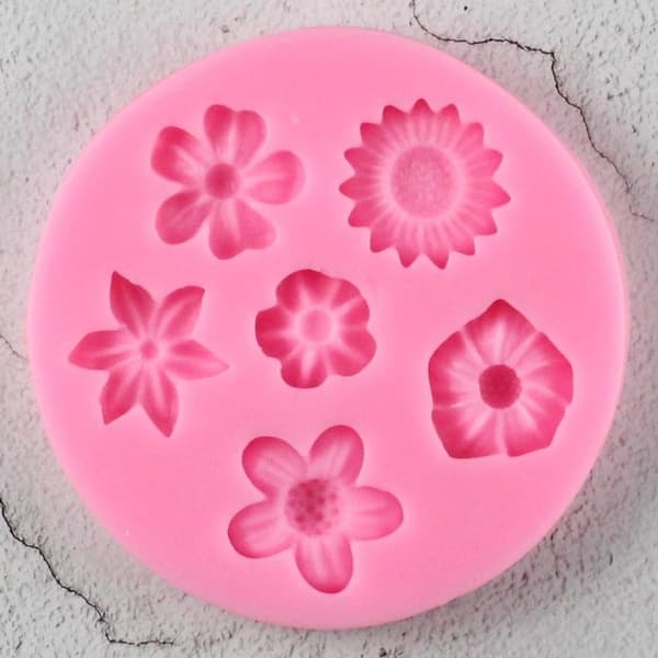 Små Blommor silikonform 6st Silikonformar Gjutform