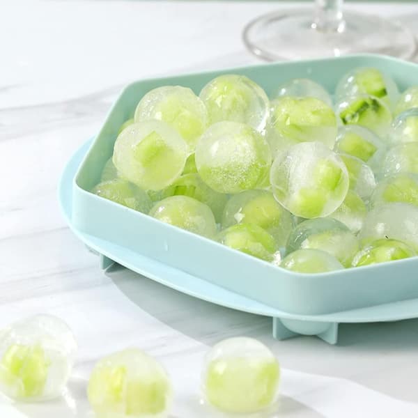 Iskubbricka med lock, babygröt, frysbehållare, 37 iskuber, iskubbrickor, iskubbricka för babygröt, fruktig iskubmaskin (blå)