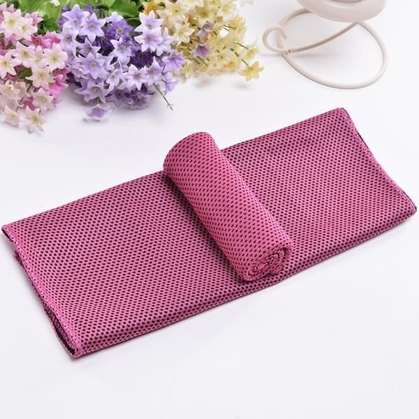 CoolTowel Svalkande kylhandduk, Rosa