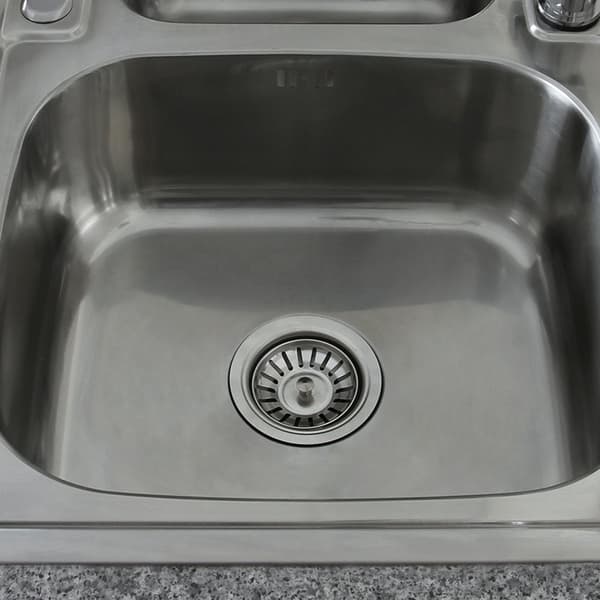 Stainless Steel Sink and Choice of Tap