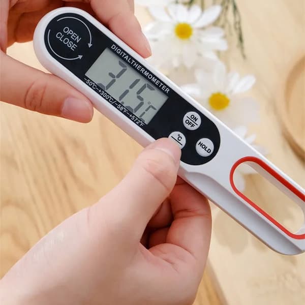 Vikbar Digital Kökstermometer Instant Read Svart