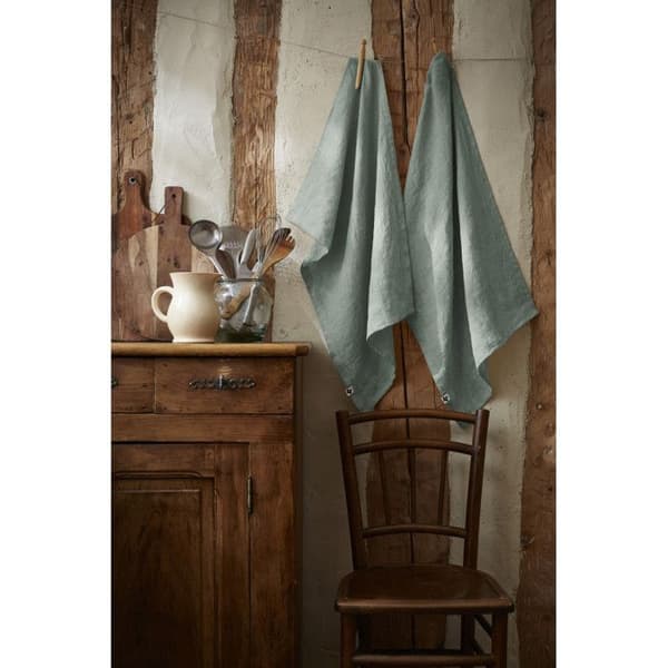 Set med 2 Soline Eucalyptus tvättade linnehanddukar 50 x 70 cm - FJÄRILEFFEKTEN