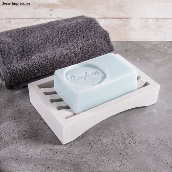 Tvålpump i trä 12,3 x 8 x 2,5cm
