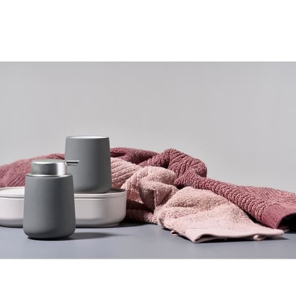 NOVA tvålautomat för porslin - ZONE DENMARK - Grå - Soft touch yta - 0,25 l behållare