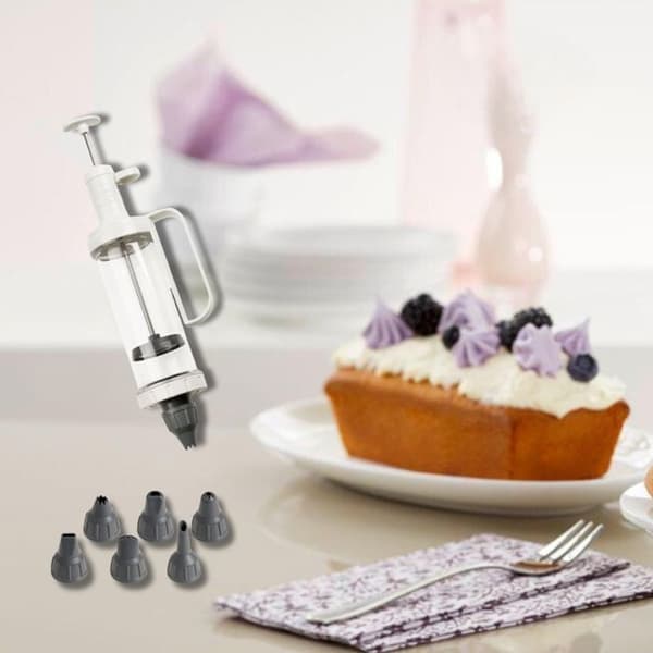 Bakery sprits och 6 mönstermunstycken Dr. Oetker Baker Edition