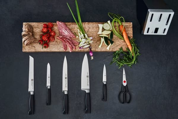 ZWILLING FOUR STAR 35145-007-0 kökskniv/bestickblock set 7 st. Svart