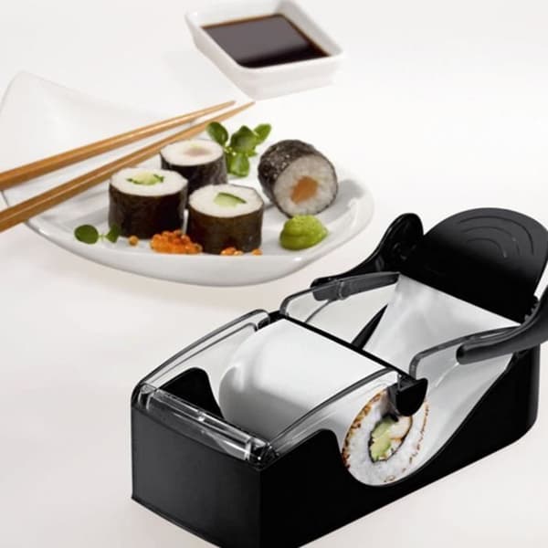 Perfect Roller DIY Kitchen Easy Magic Roller Sushi Perfect Roller Machine.