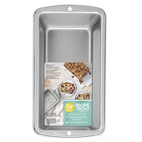 Wilton Recept Straight Bread Pan-8,5 X4,5 X2,5 - 2105-950