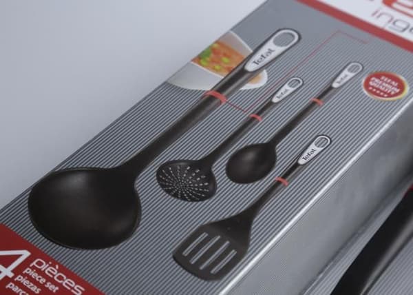 Set 4st Tefal svart köksredskap (slev, skummare, sked och spatel)
