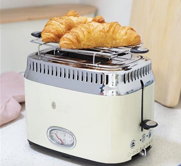 Russell Hobbs 21682-56 Retro Vintage Creme Brødrister - Creme