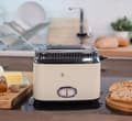 Miniatyrbillede 11 af 11: Russell Hobbs 21682-56 Retro Vintage Creme Brødrister - Creme