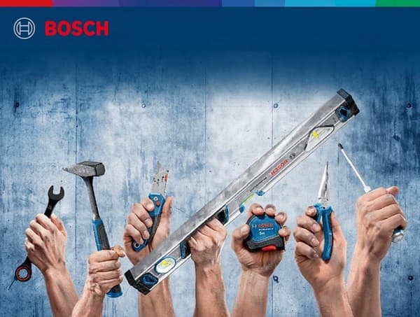 Bosch Professional 2-delt knivsæt (med universal foldekniv og professionel skærekniv, inklusive reserveblade, i blisterpakning)