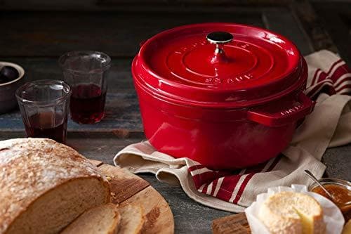 Staub Cocotte - enkelt pande - kirsebær - støbejern - 3,8 l - 1 stk(e) - 24 cm (40509-835-0)