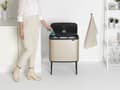 Miniatyrbild 7 av 8: Brabantia Bo Touch Bin Avfallskärl 33 Liter (3x11 Liter) Kräm