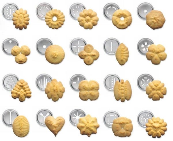 Marcato Atlas Deluxe -keksikone Keksipuristin 20 mallilla alumiinia - punainen
