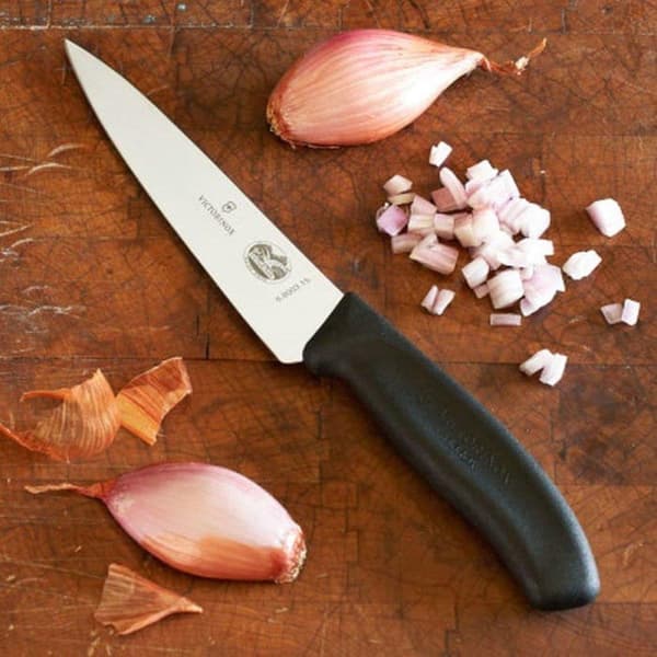Victorinox SwissClassic kokkekniv - 15 cm - Sort