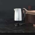 Pikkukuva 4 / 6: AEG K3-1-3ST vedenkeitin / 1,7 l tilavuus / laadukas optiikka / kolminkertainen turvakatkaisu / vesitason ilmaisin ulkopuolella / 360° kääntyvä pohja