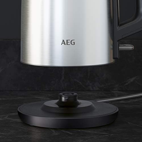 AEG K3-1-3ST vedenkeitin / 1,7 l tilavuus / laadukas optiikka / kolminkertainen turvakatkaisu / vesitason ilmaisin ulkopuolella / 360° kääntyvä pohja