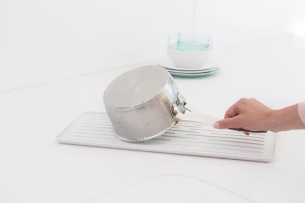Brabantia SinkSide Dish Rack Compact - vaaleanharmaa