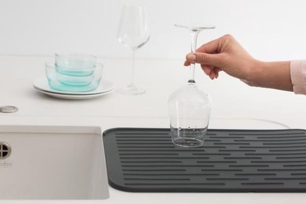 Brabantia SinkSide Afløbsmåtte - Silikone - Mørkegrå