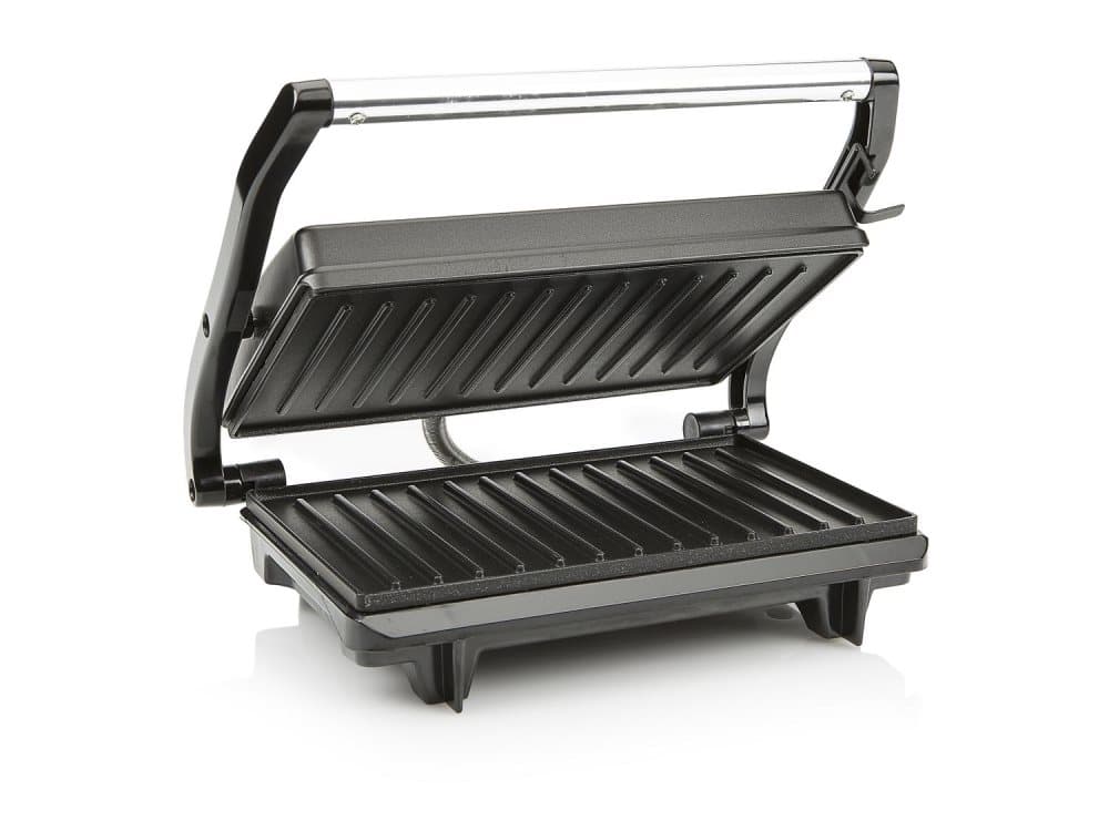 Tristar GR-2650 Kontaktgrill - Non-stick beläggning - Flytande lock - Svart