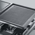 Miniatyrbillede 3 af 8: Severin Gourmet sæt 2376 - 8 pander - Sort - 1300W - Raclette med naturlig grillsten og grillplade