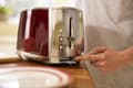 Miniatyrbillede 4 af 4: Russell Hobbs 23220-56 Luna Solar Red - Brødrister