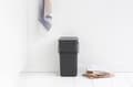 Miniatyrbild 7 av 10: Brabantia Sort & Go-behållare 16l mörkgrå (109966)