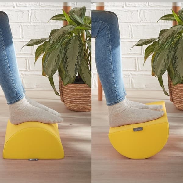 LEITZ fotstöd Ergo Cozy, gul ergonomisk, med mjuk kärna & tygöverdrag, kan säljas som - 1 st (5371-00-19)