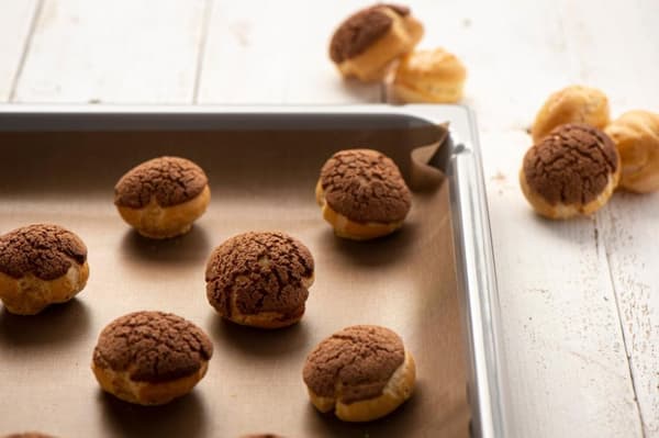 Nostik Återanvändbar Bakfolie Brun
