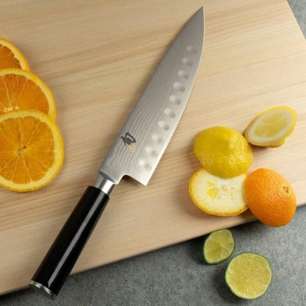 KAI Shun kokkekniv med hul kant, 20 cm (KAI DM719)