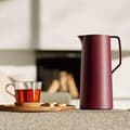 Miniatyrbild 6 av 6: emsa vakuumkanna MOTIVA, 1,0 liter, vinröd i nordisk design, ergonomiskt skruvlock, - 1 st (3110600635)