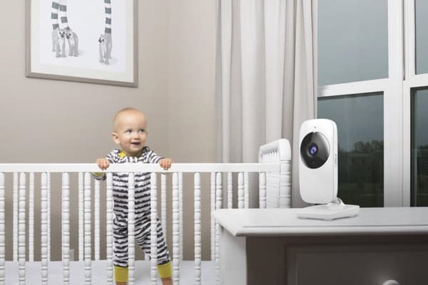 Motorola VM481 Baby Video Monitor 300m FHSS valkoinen (505537471008)
