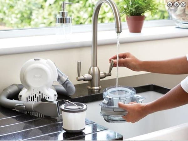 Black & Decker DustBuster Flexi PD1820LF - dammsugare - handdammsugare - påslös - svart/krom - 25 W (PD1820LF)