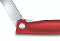Miniatyrbillede 3 af 8: Victorinox Swiss Classic foldbar tomatkniv - 11cm - takket - rød